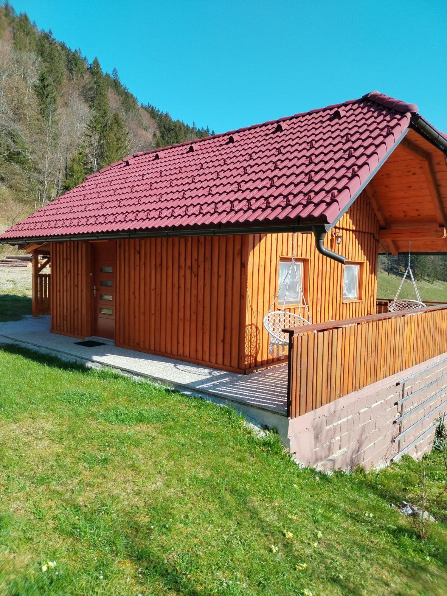 Pocitniska Hiska Lastovka Podvolovljek Esterno foto