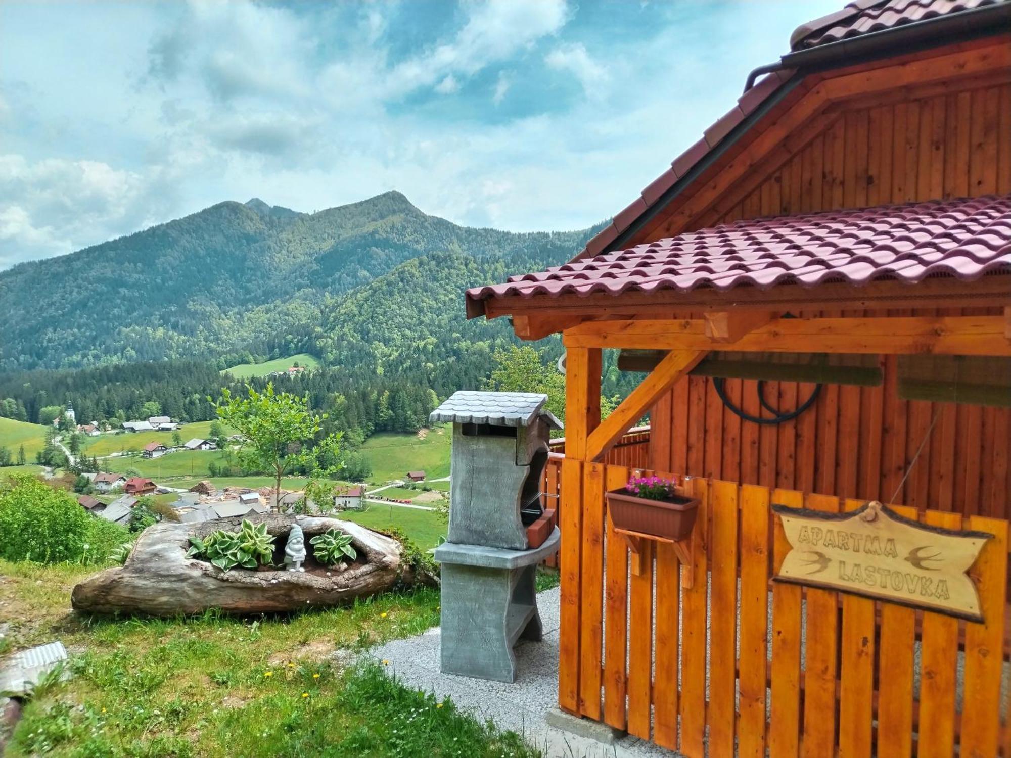 Pocitniska Hiska Lastovka Podvolovljek Esterno foto